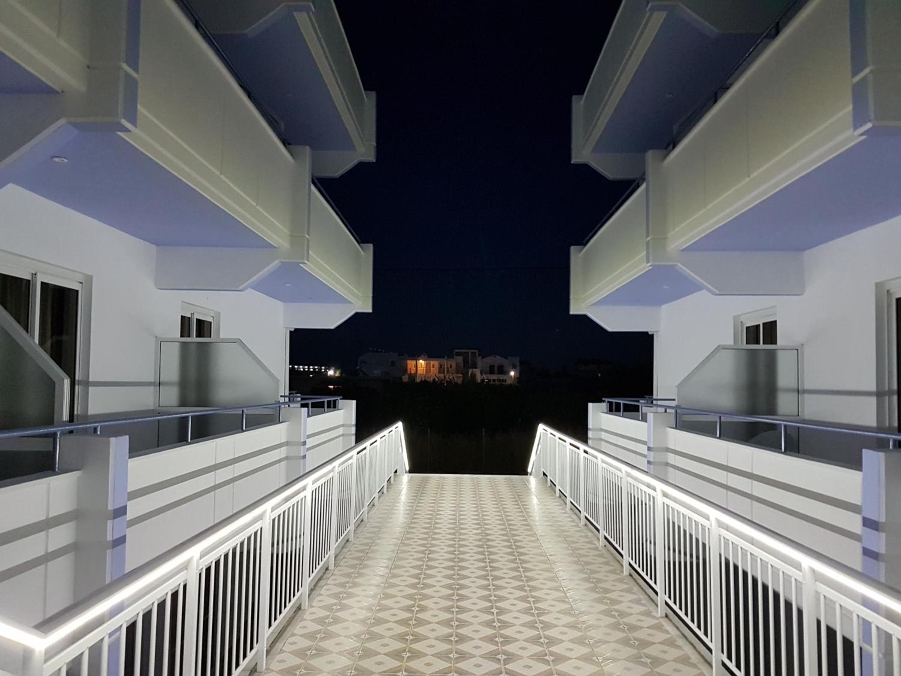 Pyrgos Hotel Apartments