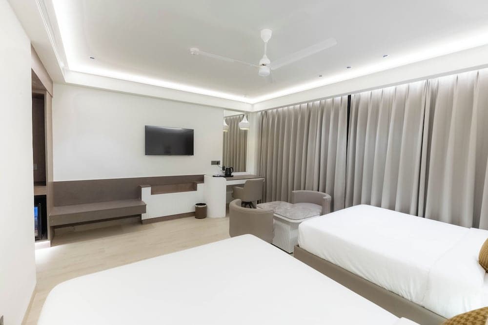 Emerald Luxe A Boutique Hotel