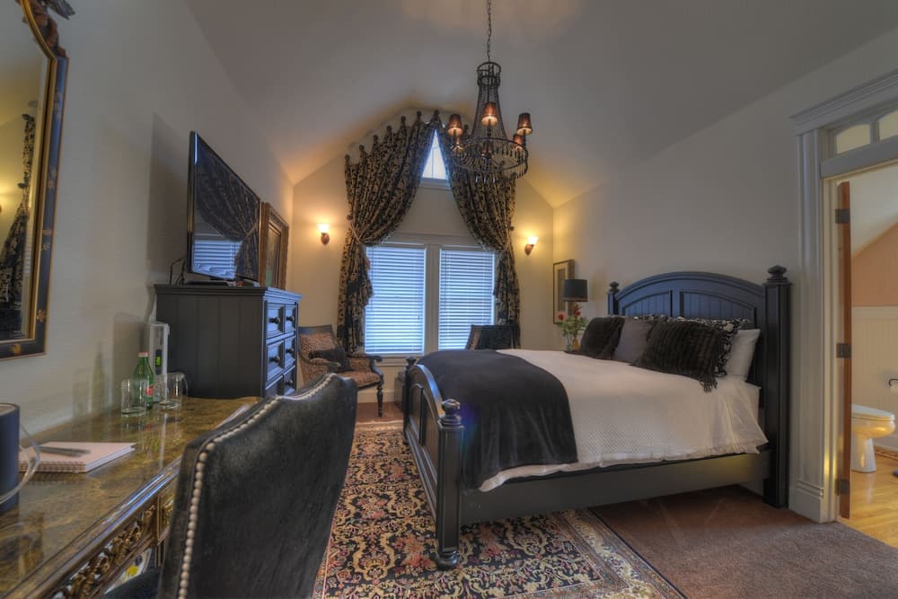 The Victoria B & B