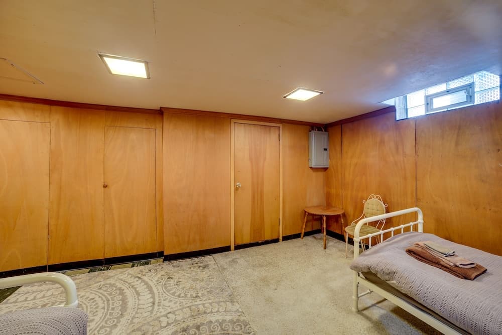 Peaceful Pittsburgh Townhome w/ Large Yard
