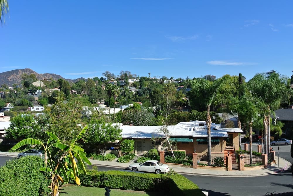 Bed and Breakfast in Hollywood Hills