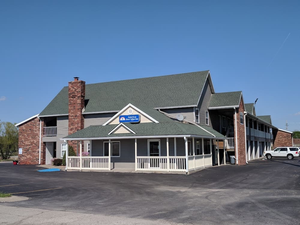 Residential Suites Blue Springs by Hotel O I 70