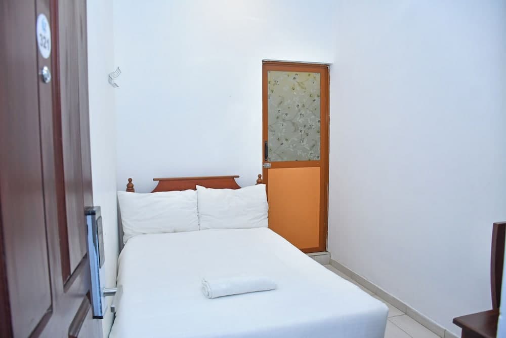Ez Stay Guesthouse