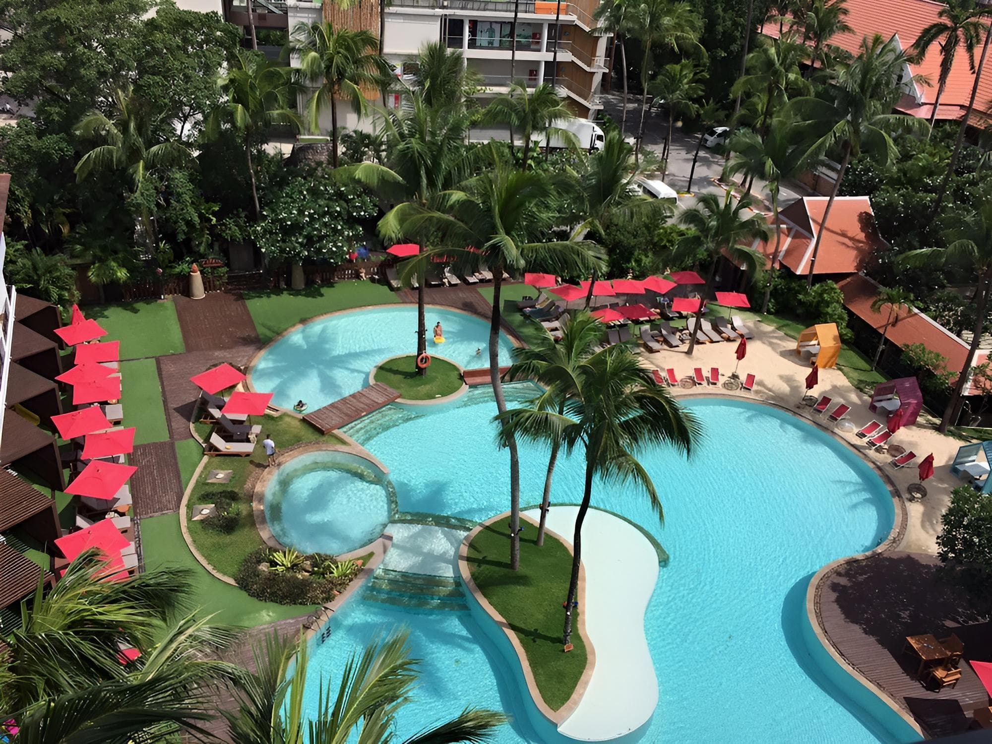 Patong Beach Hotel