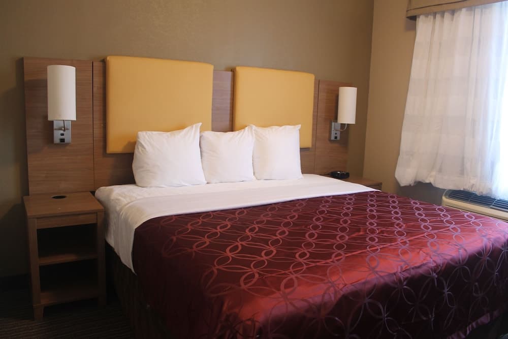 Days Inn by Wyndham Brooklyn Borough Park