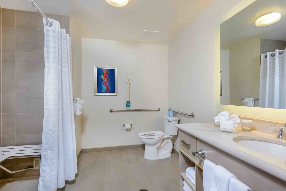 Homewood Suites by Hilton Anaheim Resort – Convention Center