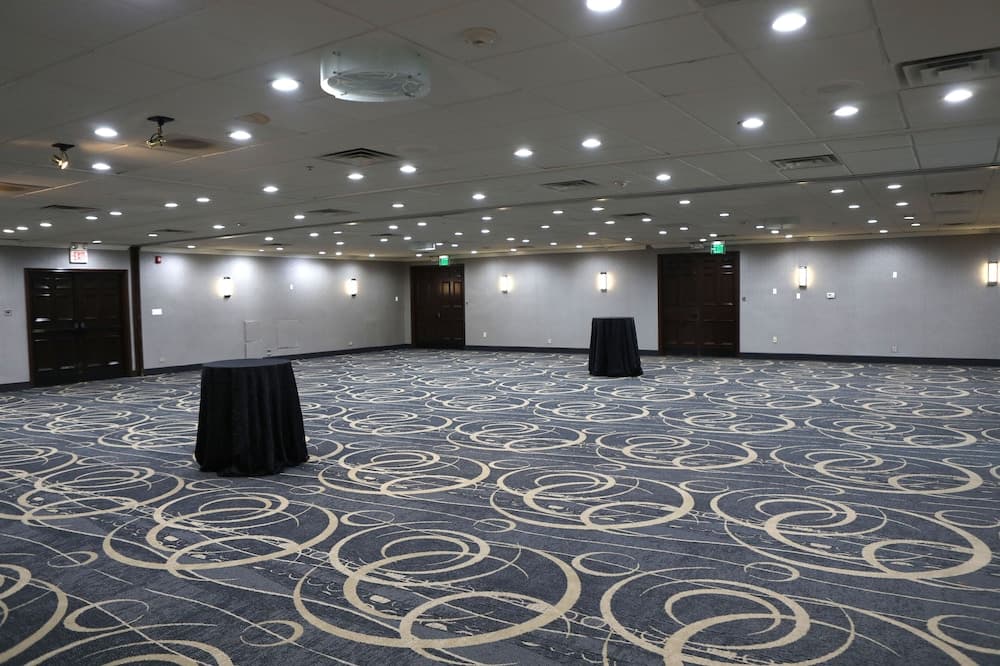 Holiday Inn Chicago-Oakbrook by IHG