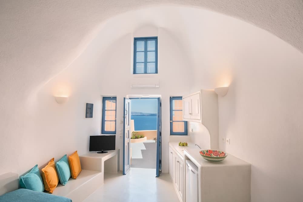 Horizon Aeifos Suites