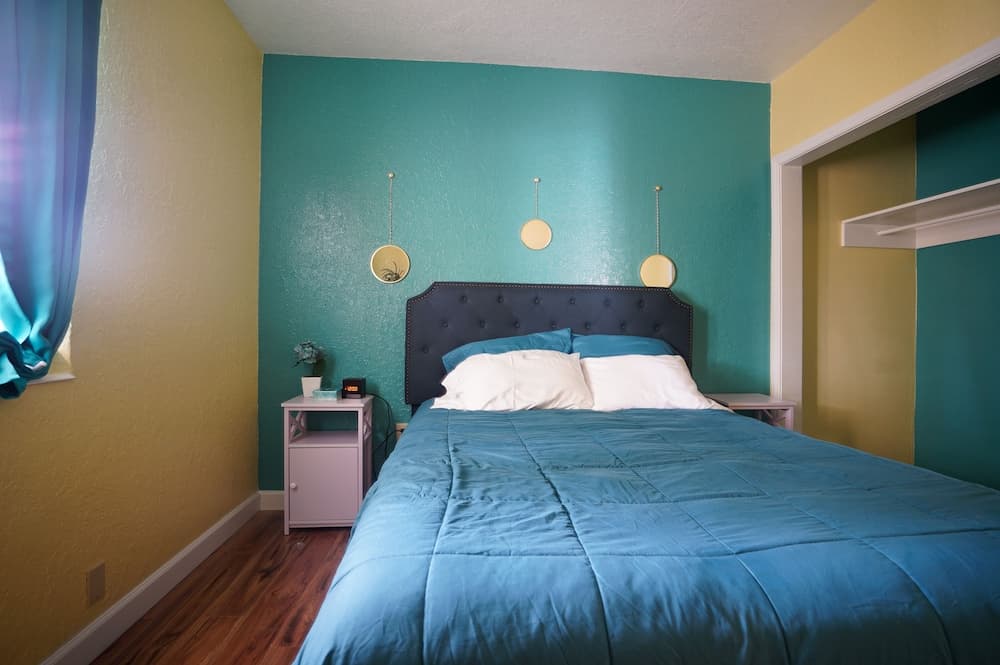 Mar Bay Motel &Suites