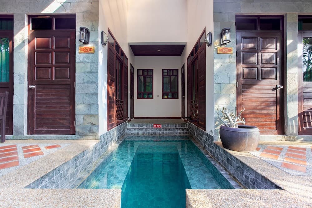 The Hotspring Beach Resort & Spa