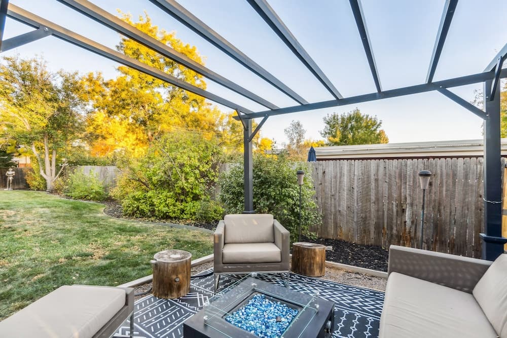 Lovely Centennial Home - 1 Mi to Southglenn Mall!