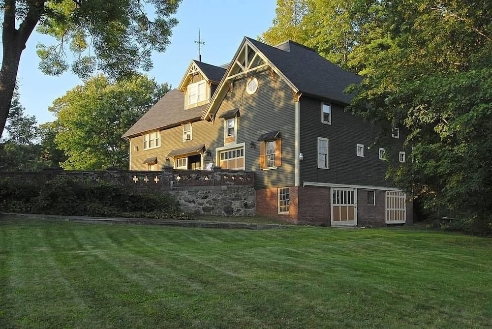 Black Swan Inn