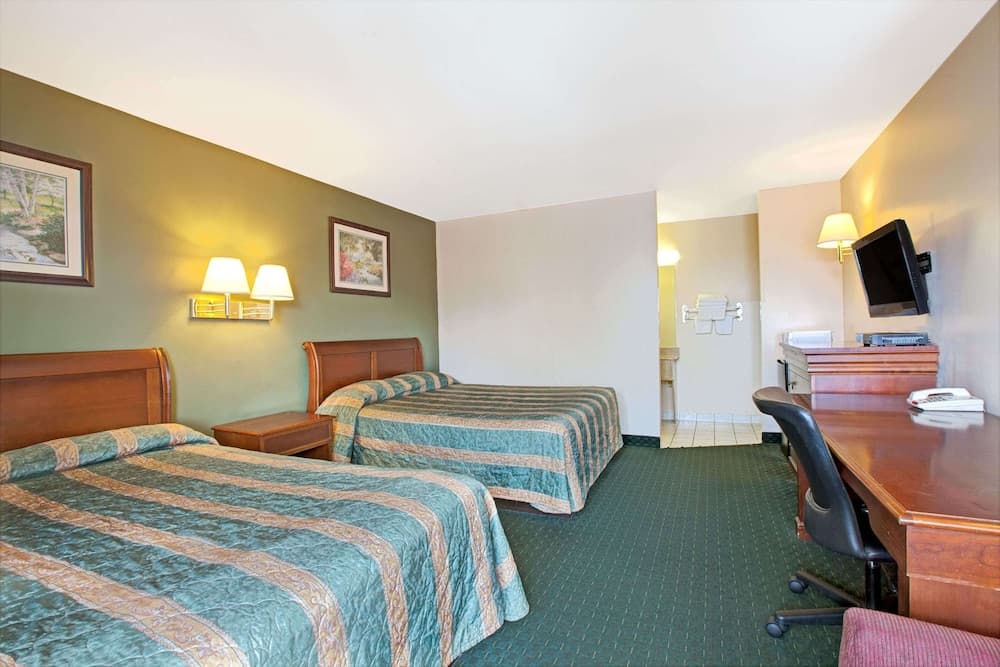 Knights Inn South Hackensack