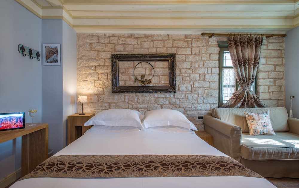 Pirrion Wellness Hotel