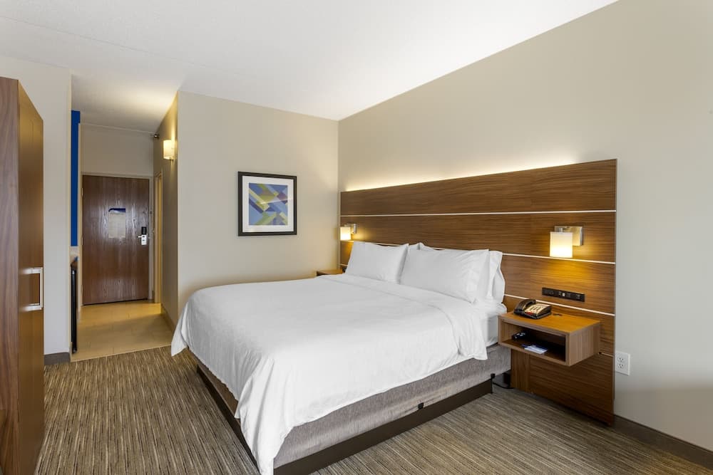 Holiday Inn Express Hotel & Suites Harrison by IHG
