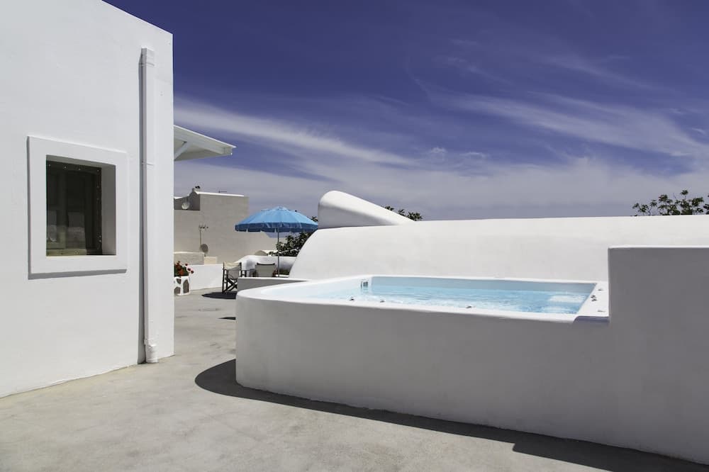 Ayoba Santorini