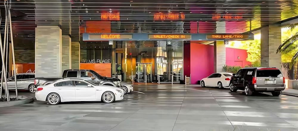 StripSuite Palms Place Hotel/Resort & Casino