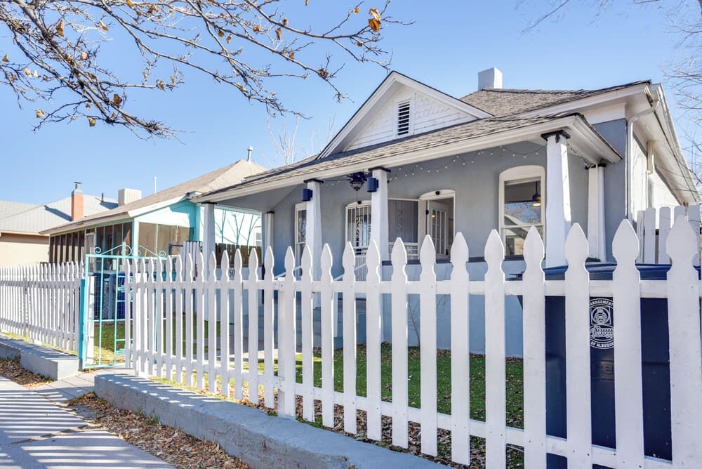 Near UNM & ABQ Biopark: East Dtwn Studio