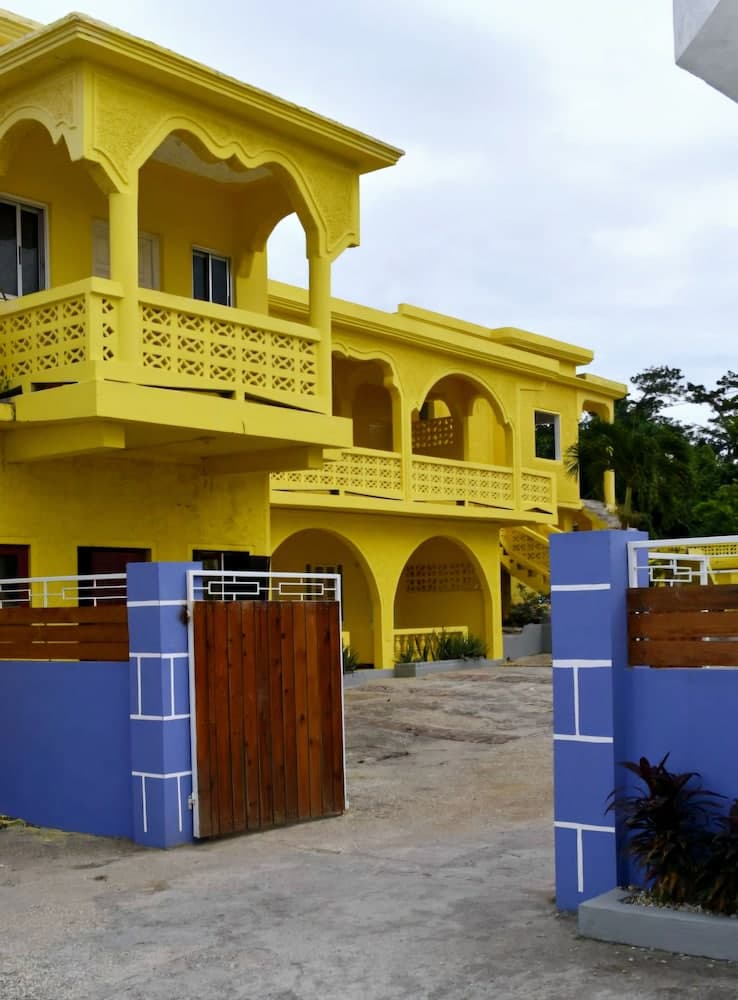 SeaEsta Negril