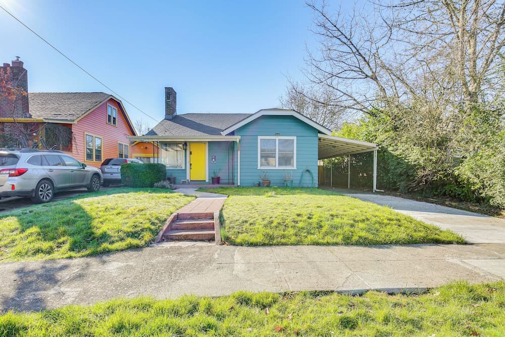 < 1 Mi to University of Oregon: Eugene Home