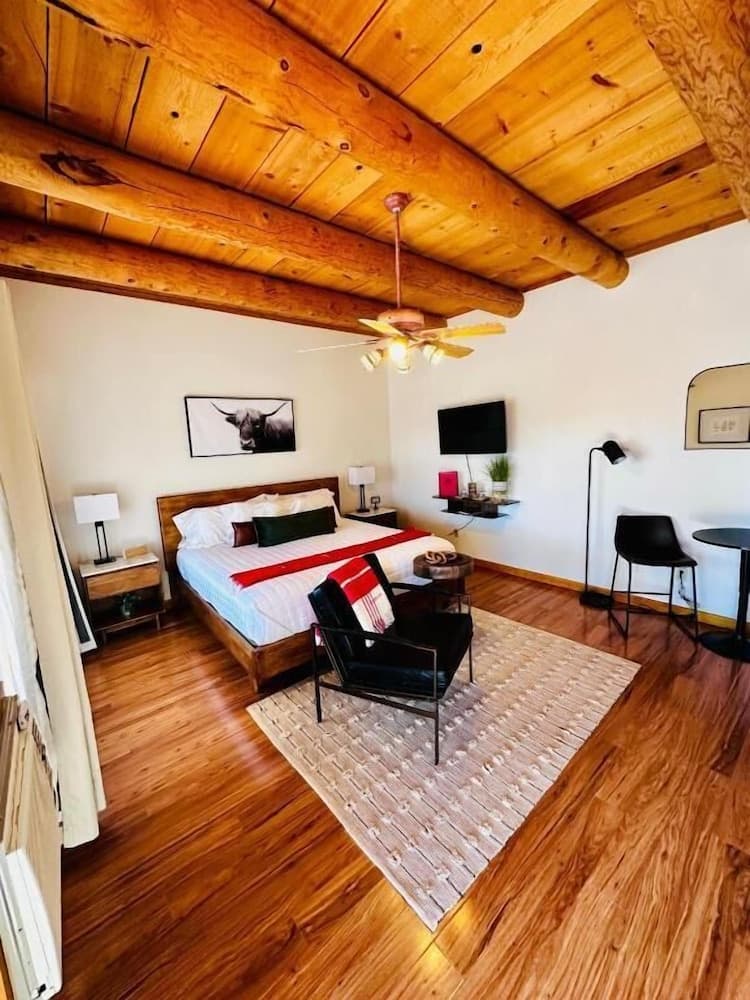 Adobe Rose Inn