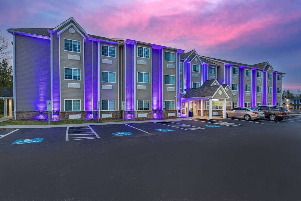 Microtel Inn & Suites by Wyndham Manchester