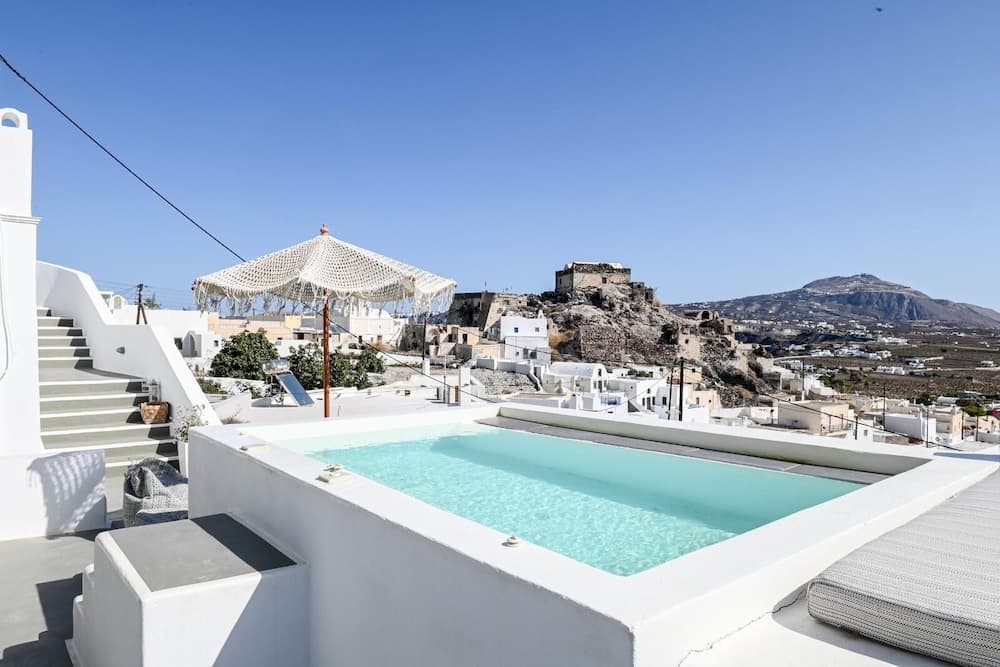 Amphora Helios Gem - Private Jacuzzi and Views