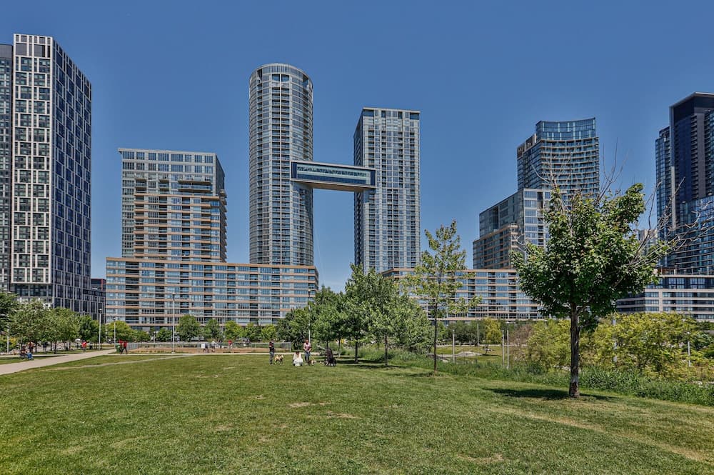 Elegant Downtown Apartments