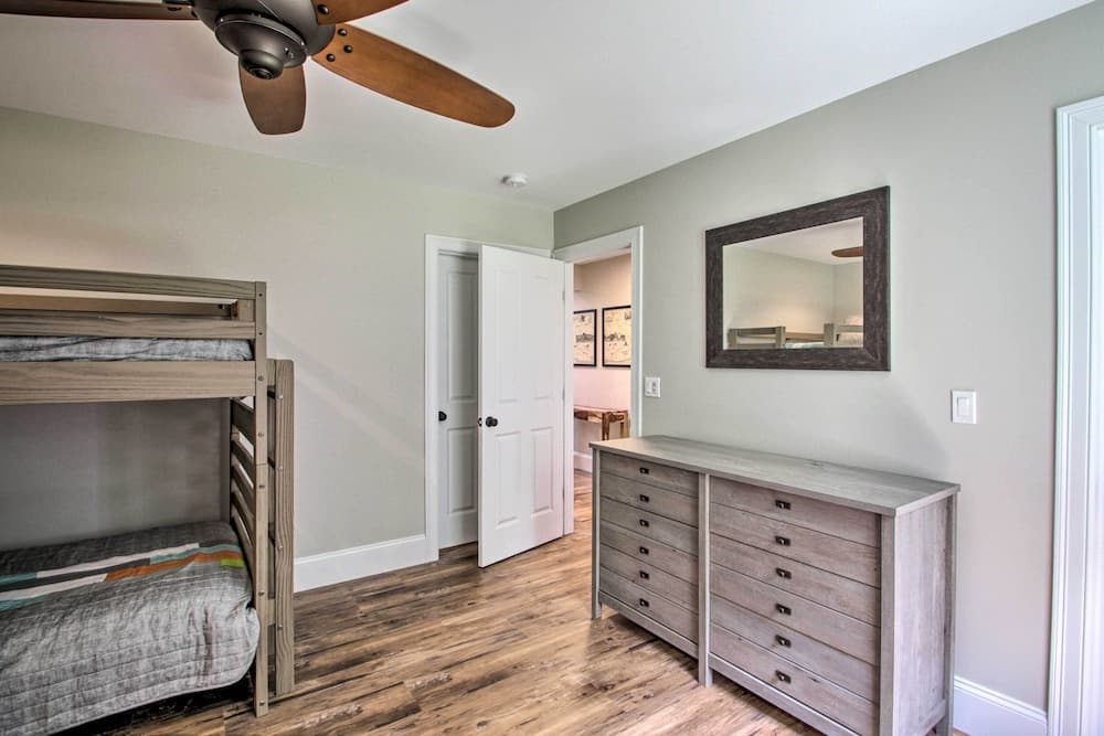 Condo w/ Grill: Walk to North Conway & Cranmore!