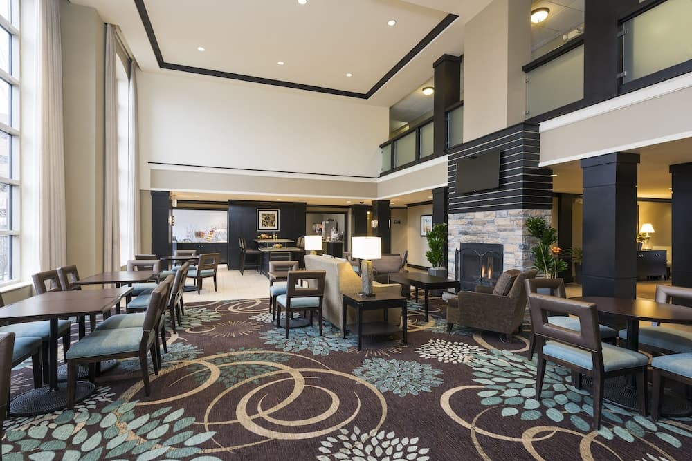 Staybridge Suites Chicago-Oakbrook Terrace by IHG