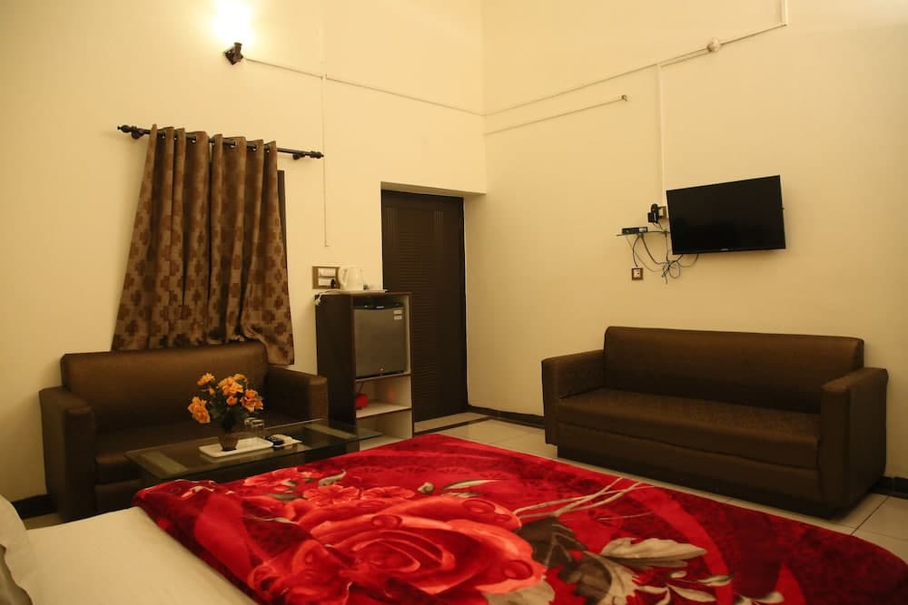 HOTEL SUKOON