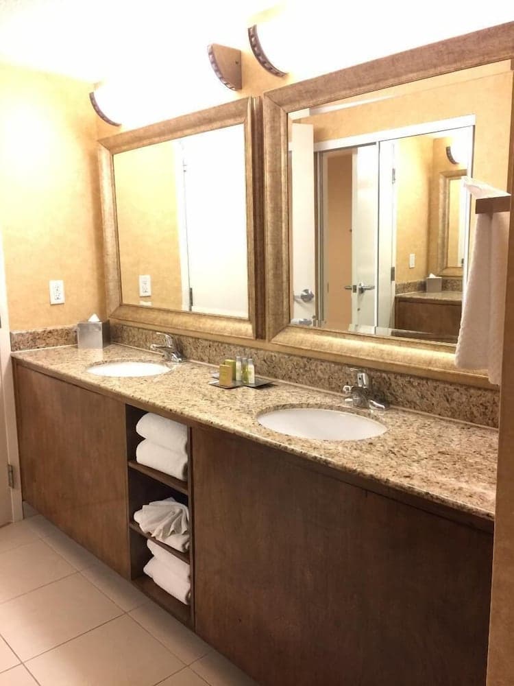 DoubleTree Suites by Hilton Anaheim Rsrt - Conv Cntr