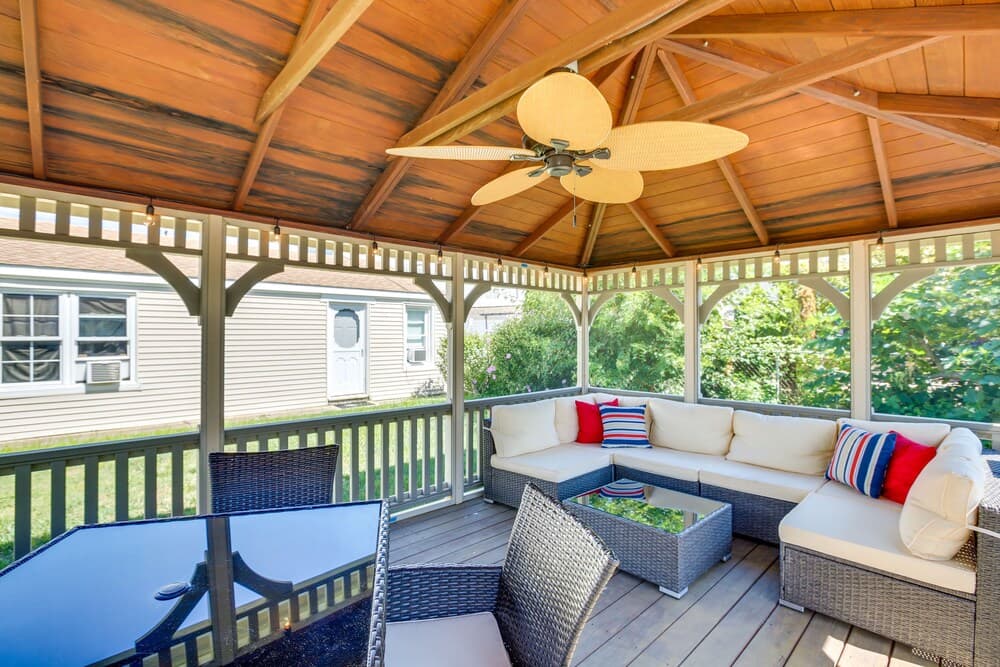 Wildwood Crest Getaway w/ Deck, Walk to Beach!