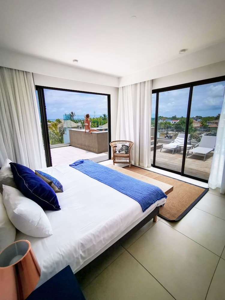 Mythic Suites & Villas by MJ Holidays