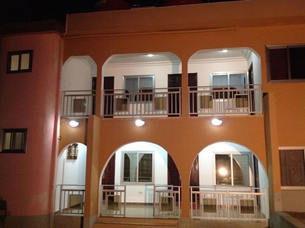 Big Apple D.E Hotel