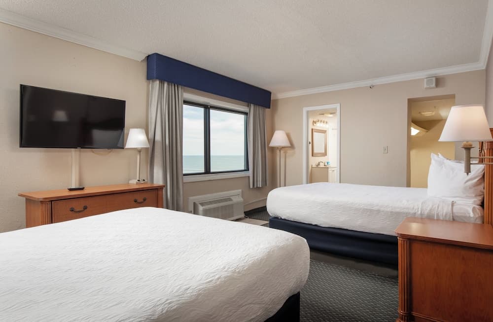 Grande Shores Ocean Resort