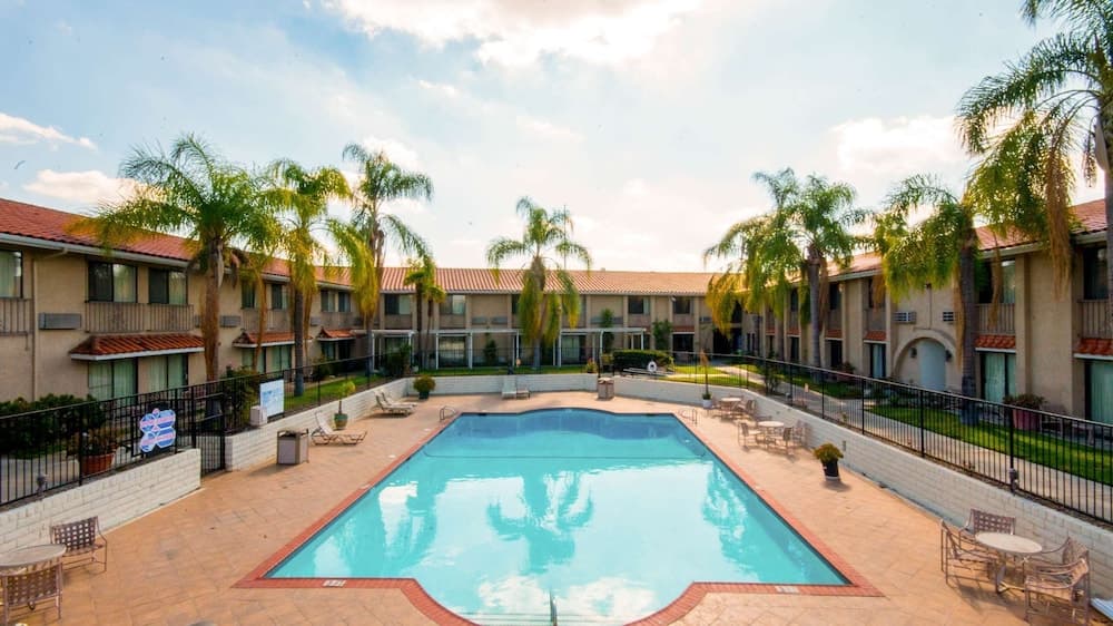 Motel 6 Anaheim Hills