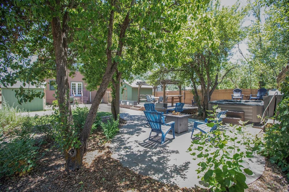 Home w/ Hot Tub, Steps to Dtwn Flagstaff & Nau!
