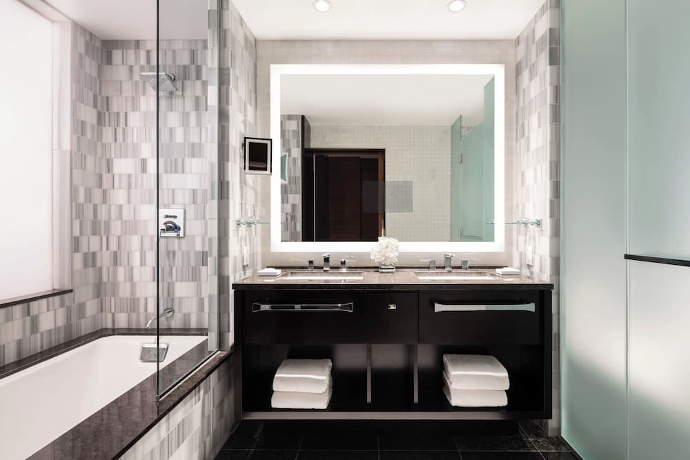 The Ritz-Carlton, Los Angeles