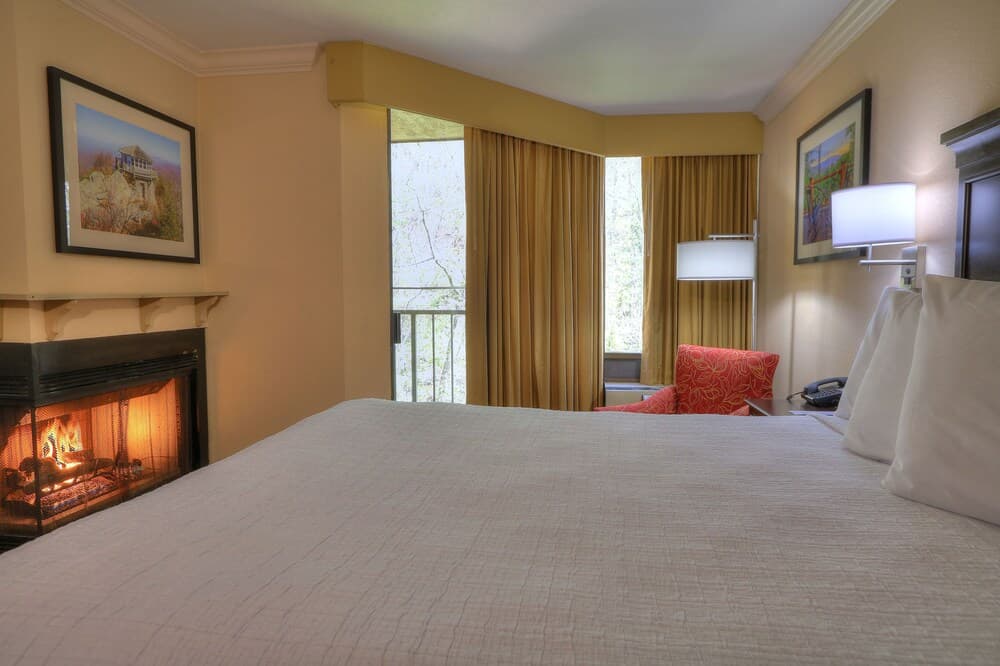 Edgewater Hotel - Gatlinburg