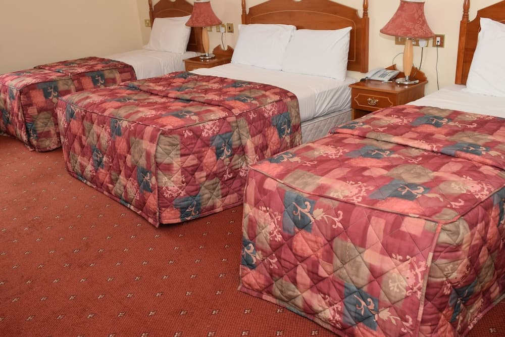 The Rhu Glenn Hotel