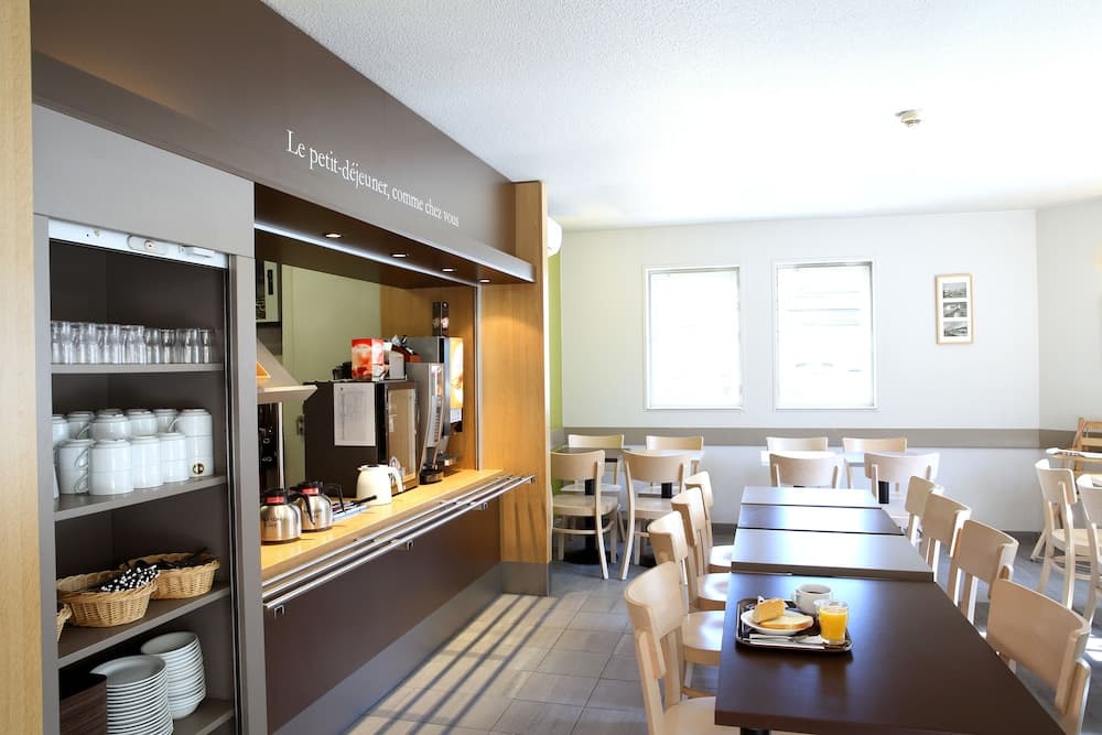 B&B HOTEL Villeneuve-Loubet Plage