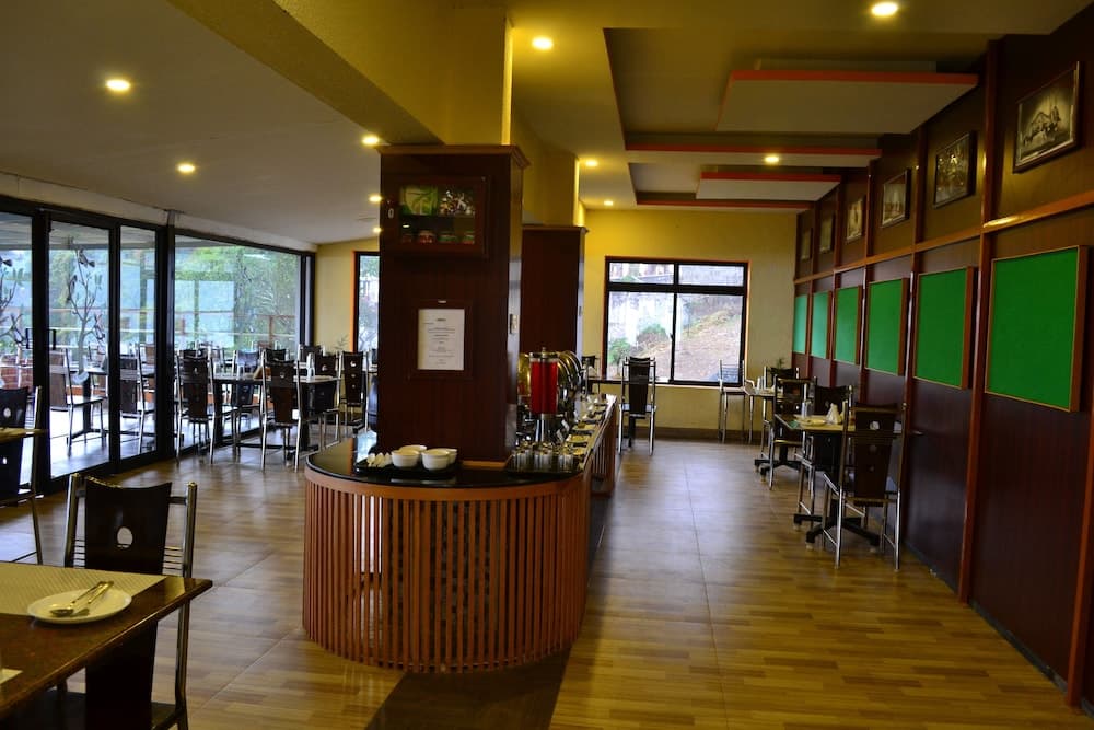 Kodai Sunshine Hotel