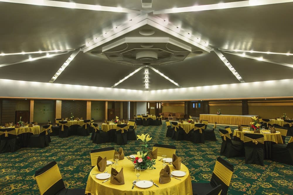 meeting & event spaces