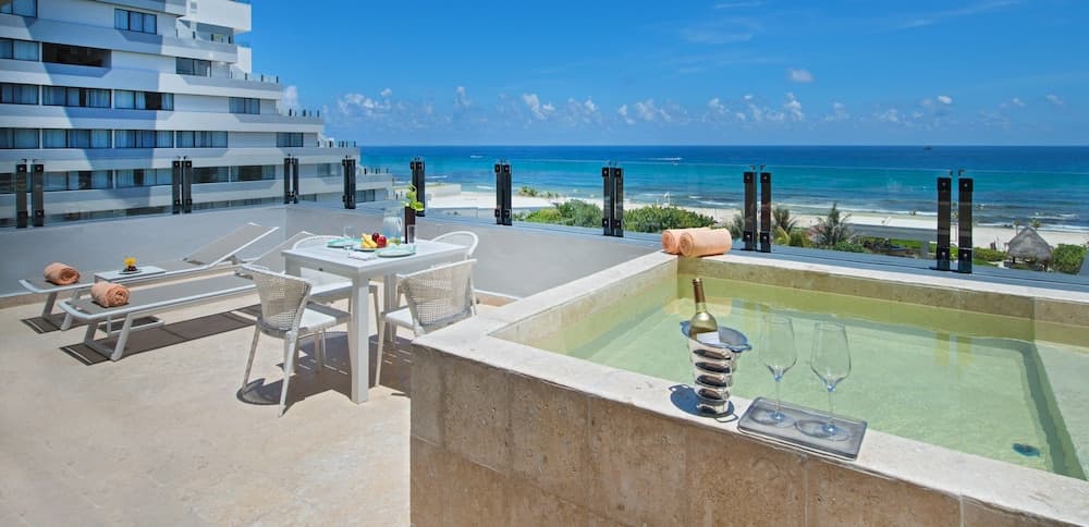 Park Royal Beach Cancun - All Inclusive