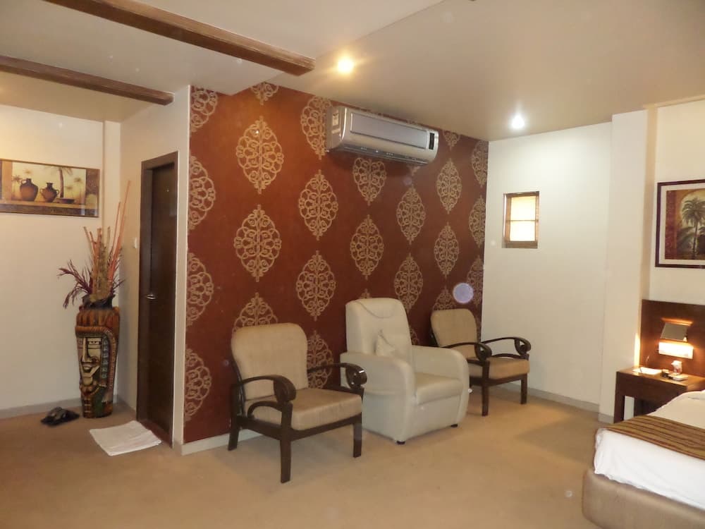Matrix Inn Business Hotel