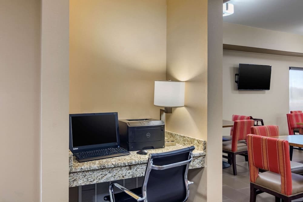 Comfort Inn South Chesterfield - Colonial Heights