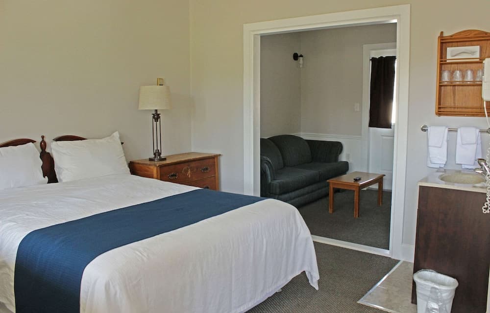 Isaiah Tubbs Resort & Conference Centre