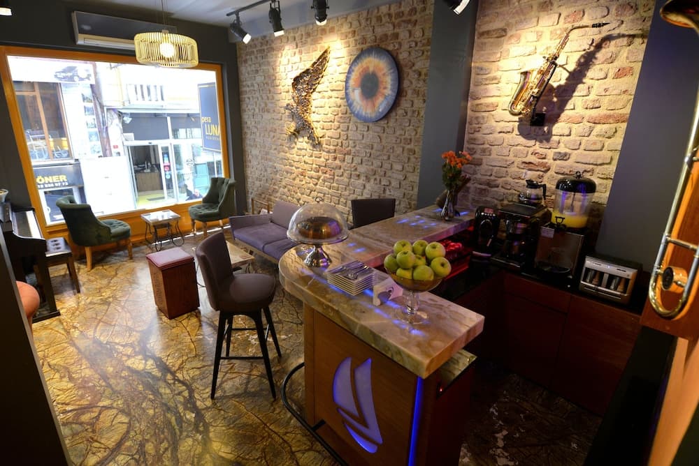 lounge