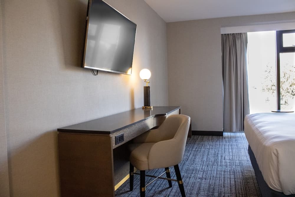 Radisson Blu Vancouver Airport Hotel & Marina